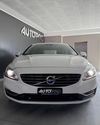 VOLVO V60 D3 Geartronic Business