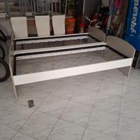 2 letti con rete 1 piazza