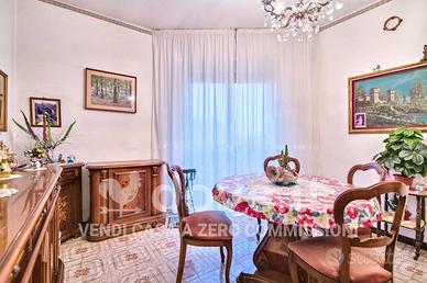 Appartamento di 95 m² con 3 locali e box auto a Pa