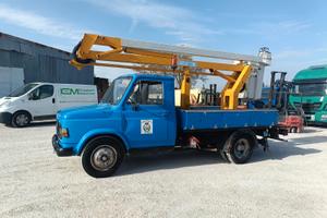 Camion Fiat 616 Piattaforma Autocarrata