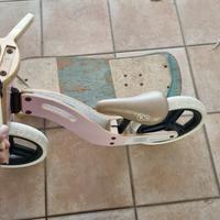 Bici in legno senza pedali e skateboard