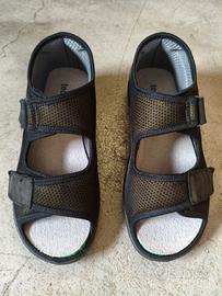 Sandali per anziano.