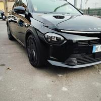 Lancia Ypsilon Hybrid e-DCT Edizione Cassina Nuova