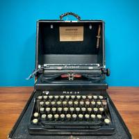 MACCHINA SCRIVERE EVEREST MOD. 90 CON CUSTODIA