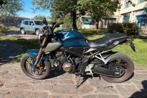 Honda CB 650 R