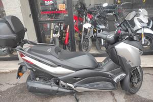 Yamaha X-Max 300