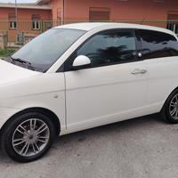 Lancia ypsilon 1.4 77cv benzina gpl tagliandata 