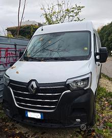 Furgone renault master anno 2022