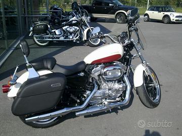 Moto883 harly Davidson