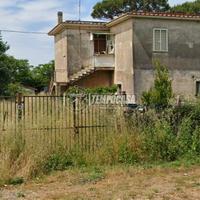 Appartamento al Piano Terra da Ristrutturare