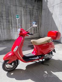 piaggio Vespa modello Lx 125