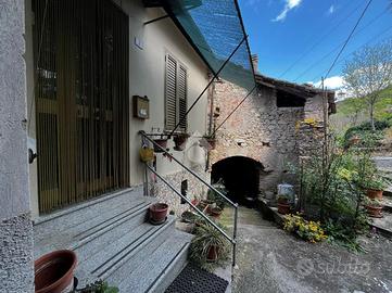 CASA SEMINDIPENDENTE A NARNI