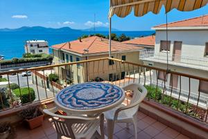 Appartamento a Salivoli con splendida vista mare