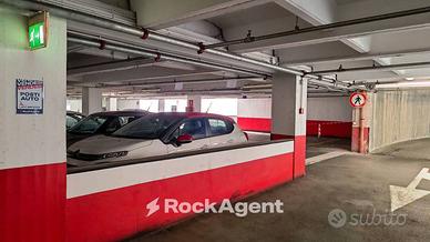 POSTI AUTO IN BUSINESS CENTER