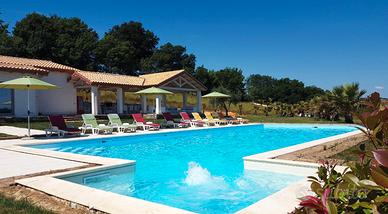 Villa De Carlonis, 5 camere, 18 persone, zona mare
