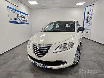 Lancia Ypsilon 1.2 69 CV 5 porte S&S Platinum - Ne