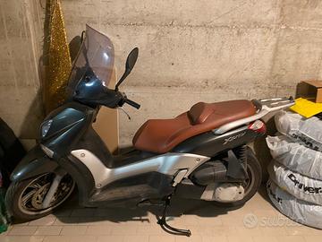 Yamaha X-City 250 INCIDENTATO