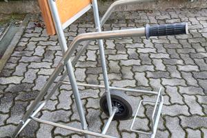 Carrello porta motore