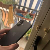 Iphone 16 (NON RICONOSCE LA SCHEDA