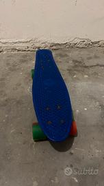 Penny board blu – Ruote colorate