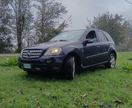 Mercedes 320 ml 4MATIC