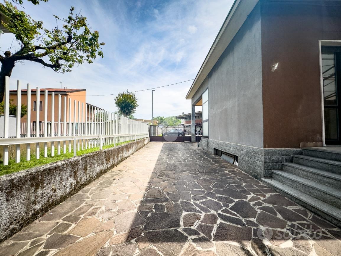 VILLA SINGOLA A LISSONE - Altro