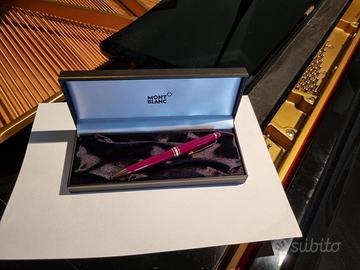Penna Montblanc bordeaux con scatola, da 500 a 225