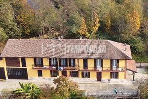 VILLA BIFAMILIARE