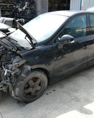 Ricambi usati per RENAULT SCENIC 1.5 DCI