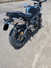 Triumph Street Triple R 675