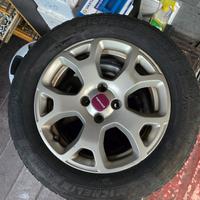 4 cerchi e gomme Fiat Panda Cross 15 pollici 