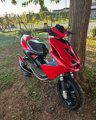 Yamaha aerox 50 (77)