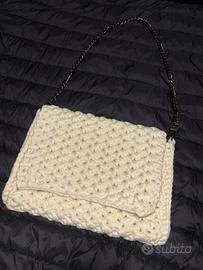 Borsa Uncetto Handmade Con Tracolla Nera