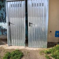Coppia di Porte in metallo mai usate