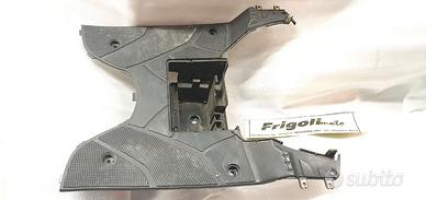 PEDANA AGILITY R16 125 2008 2009 2010 SCUDO ANTERI