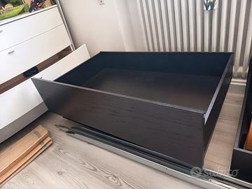 cassetto contenitore con ruote