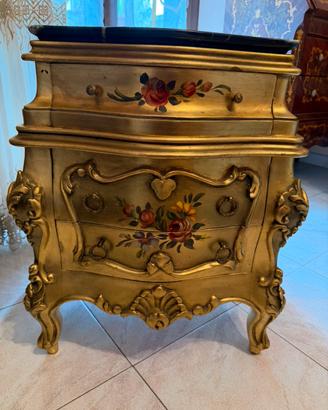 Comodino in stile Barocco veneziano
