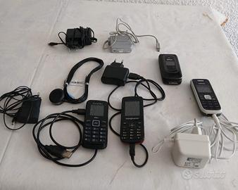 4 Cellulari Vintage Nokia 2322 Classic + Flip 