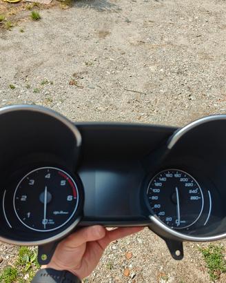 Quadro di bordo TFT Alfa Romeo Giulia