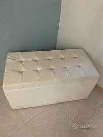 Panca/ pouf contenitore in ecopelle bianco