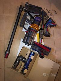 Aspirapolvere portatile Dyson v15