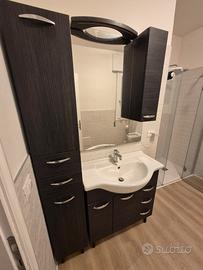 mobile bagno con specchiera
