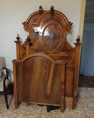 Letto antico