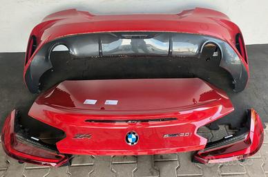 BMW Z4 Posteriore Completo
