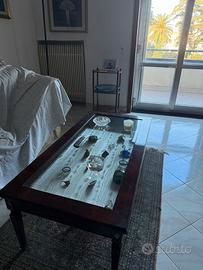 Tavolino basso in legno massello