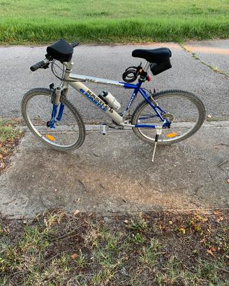Bici Mountain bike