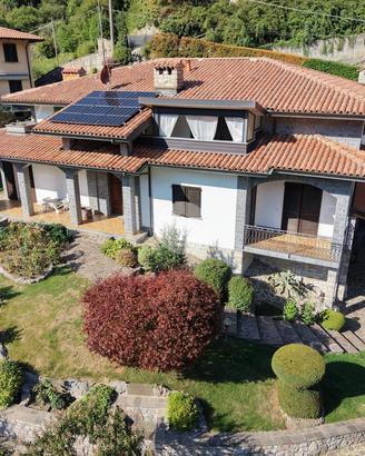 4 LOCALI A ADRARA SAN ROCCO