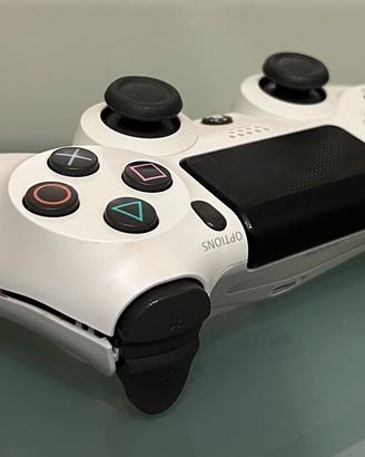 Sony PS4 Pro 1 TB Glacier White con 2 DualShock 4