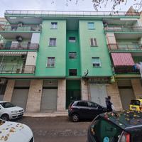 Trilocale traversa via Canosa