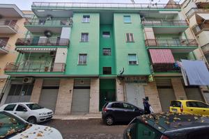 Trilocale traversa via Canosa